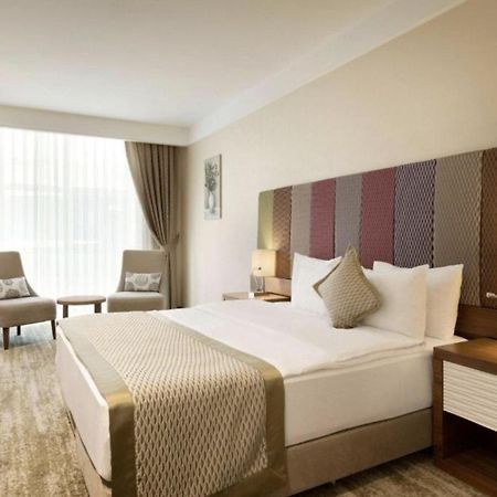Ramada By Wyndham Gemli̇K Hotel Gemlik Exterior photo