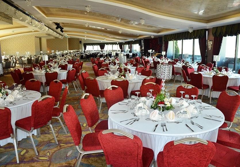 Ramada By Wyndham Gemli̇K Hotel Gemlik Exterior photo